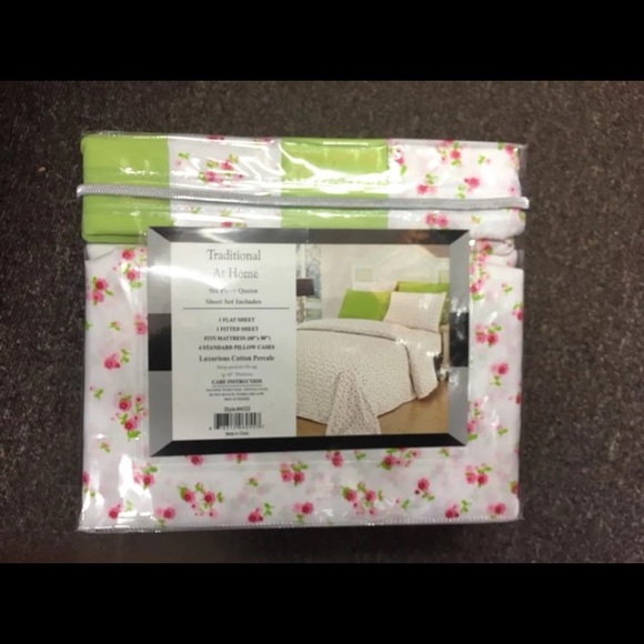 🚫SOLD🚫Queen sheet - Picture 2 of 3